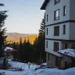 Sunny In Pamporovo