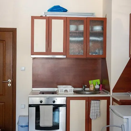 Sunny In Apartment *