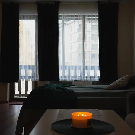 Sunny In Apartment *